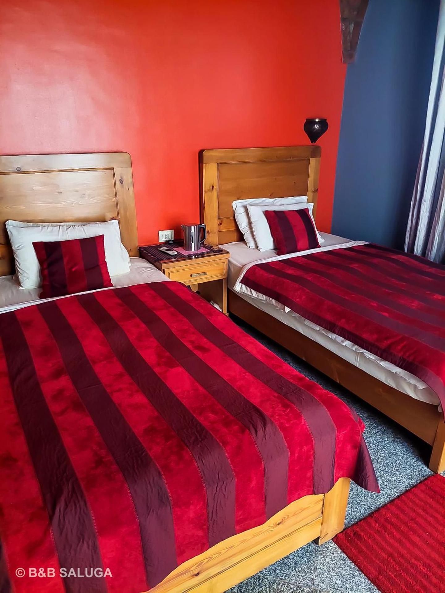 Twin Room with Private Bathroom