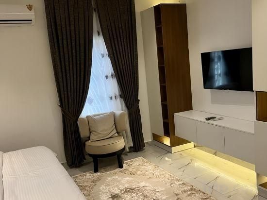 All States Apartments One-Bedroom Apartment 7