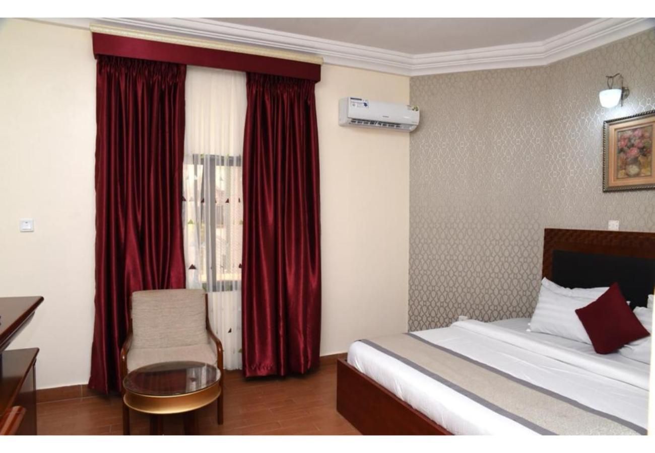 Executive Suite
