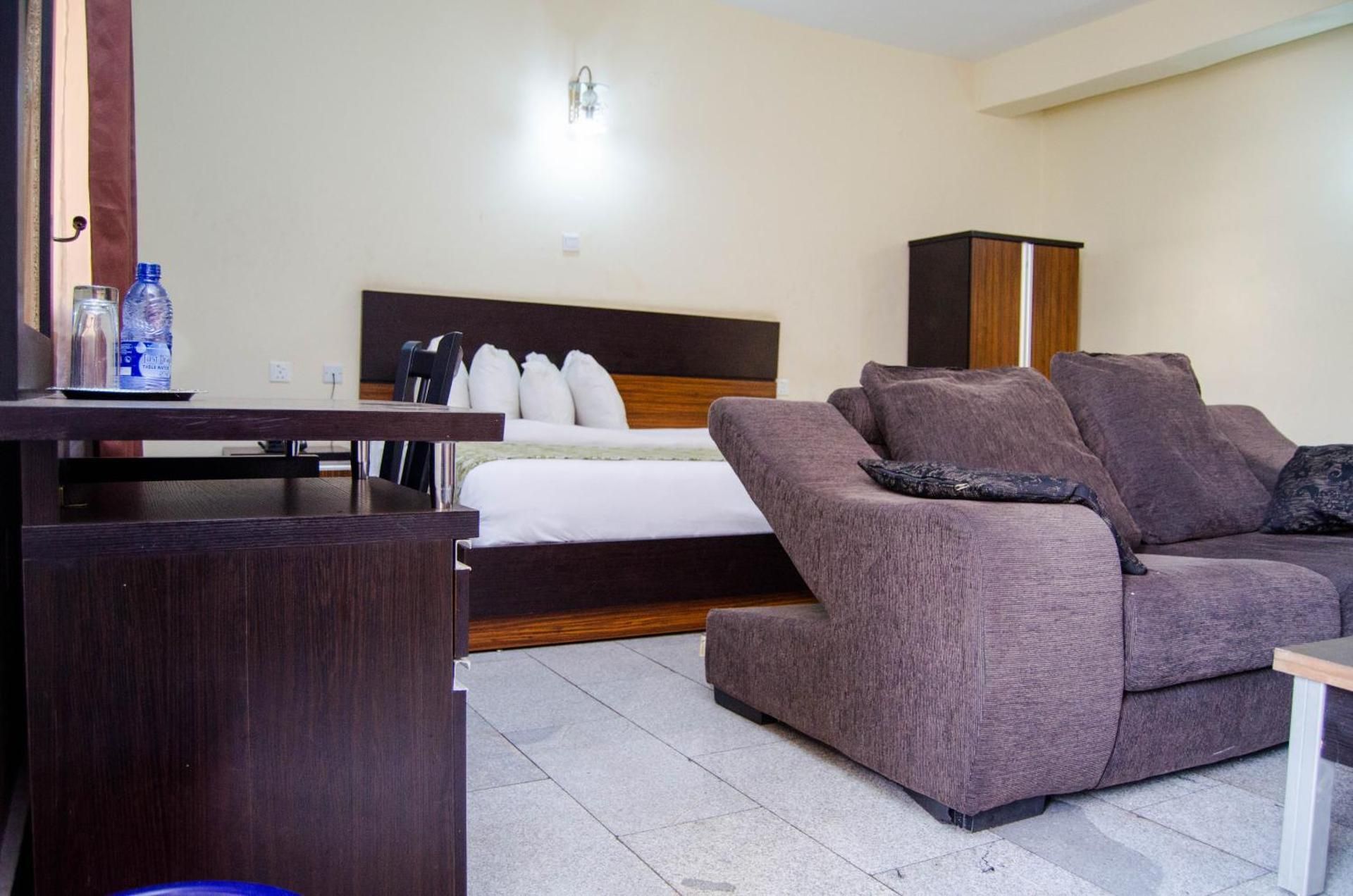 Standard King Room