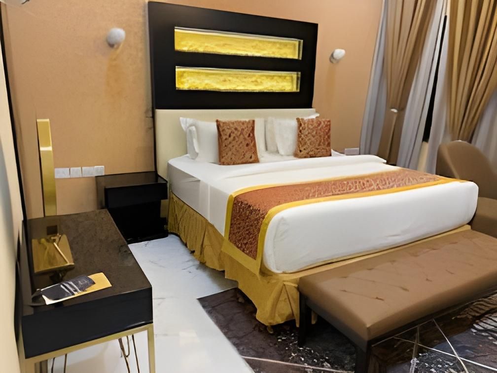 Superior Suite
