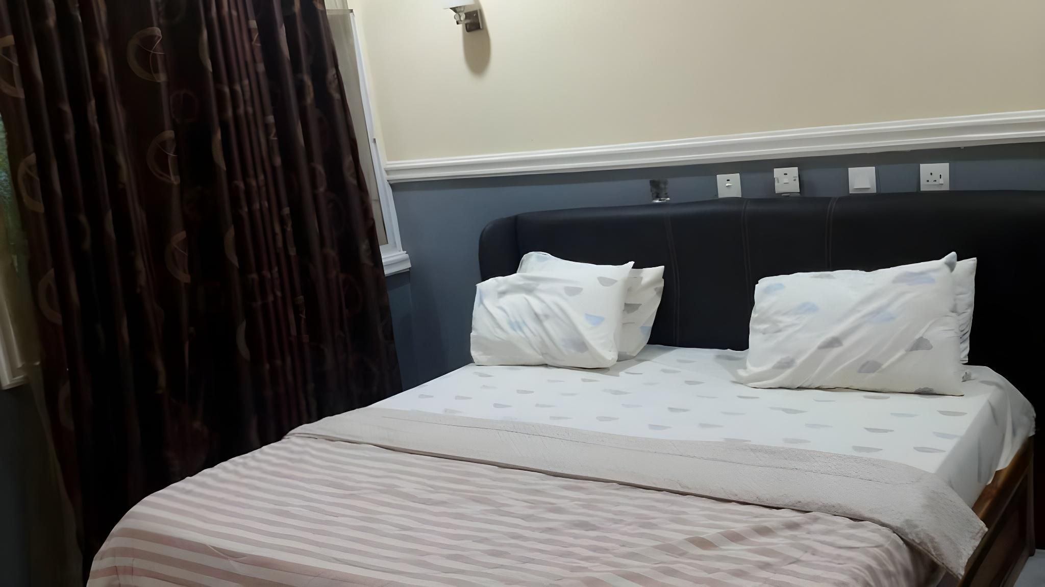 Blue-View Hotel & Apartments Standard Room 2