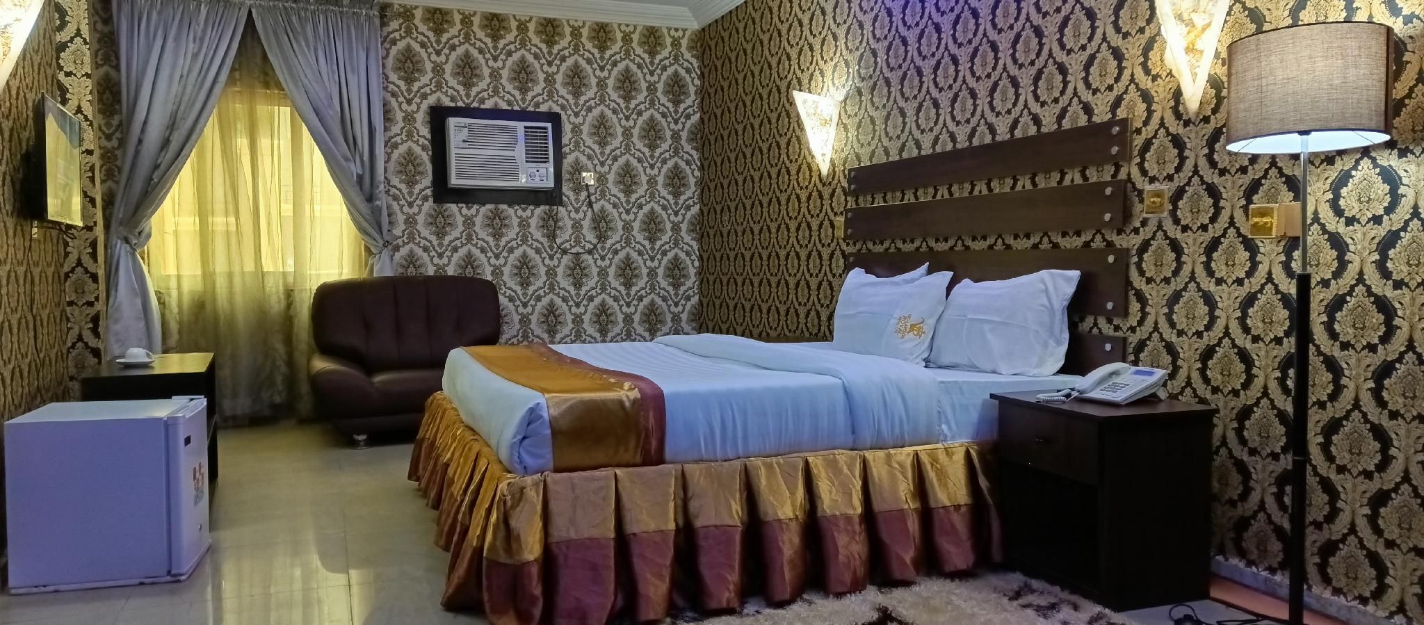 Royal Room