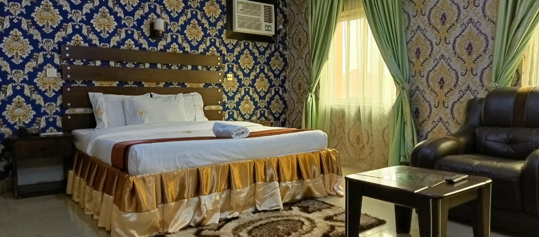 Royal Room