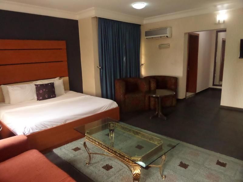 Executive Room