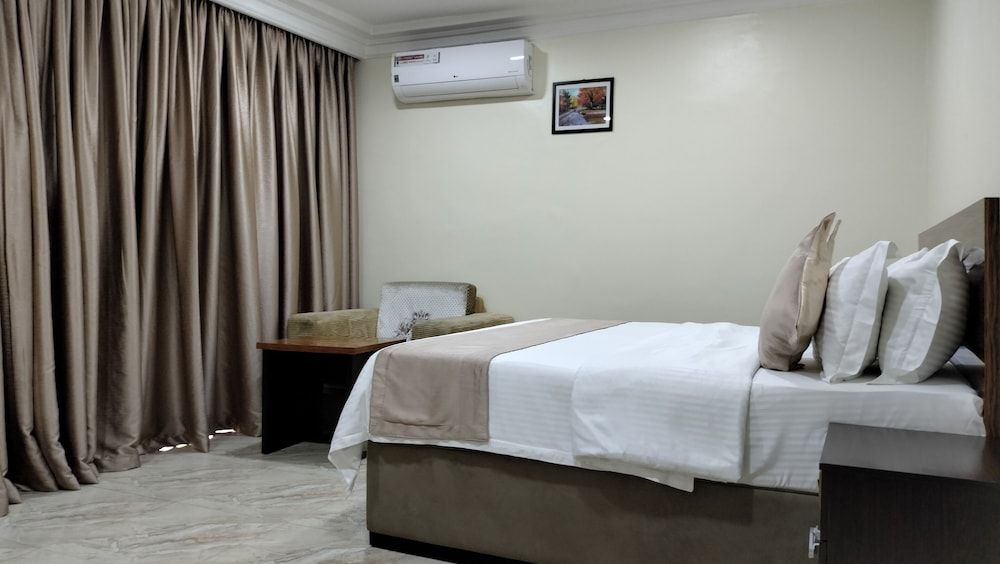 Hans Place Hotel Executive Room 4