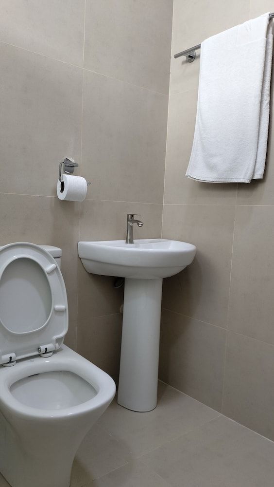 Hans Place Hotel Executive Room 9