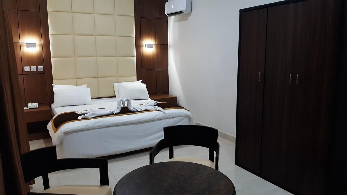 Josto Apartment and Suites Twin Bedroom - Non-Smoking 2