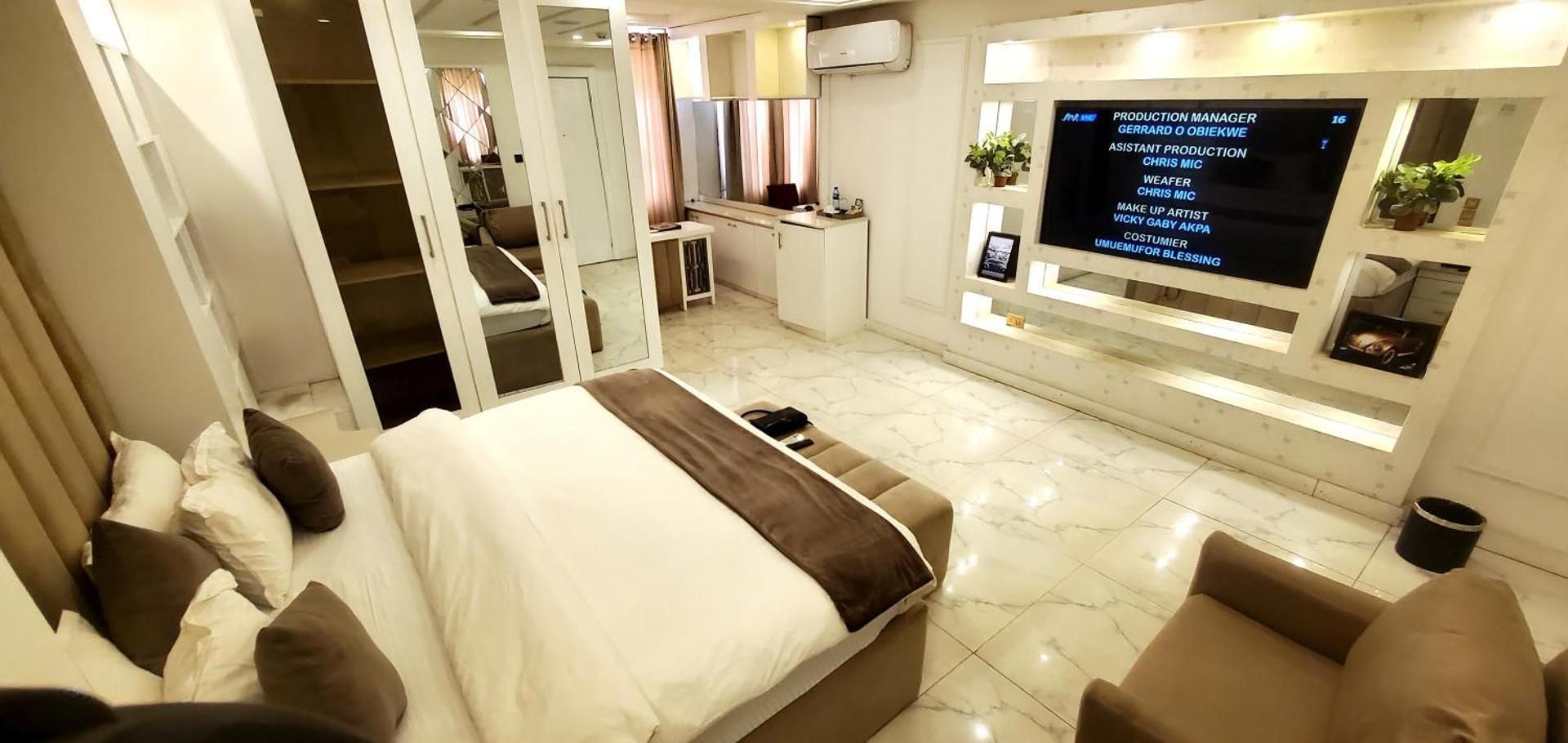 Deluxe Single Room