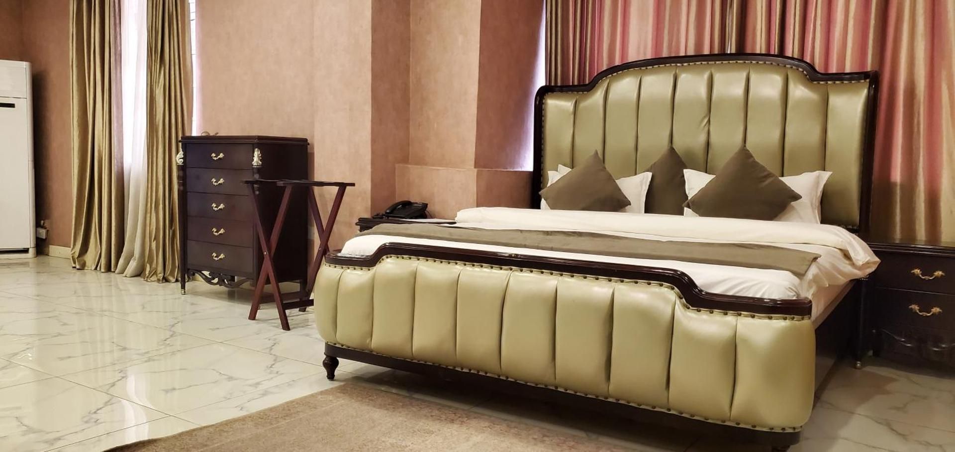 Presidential Suite