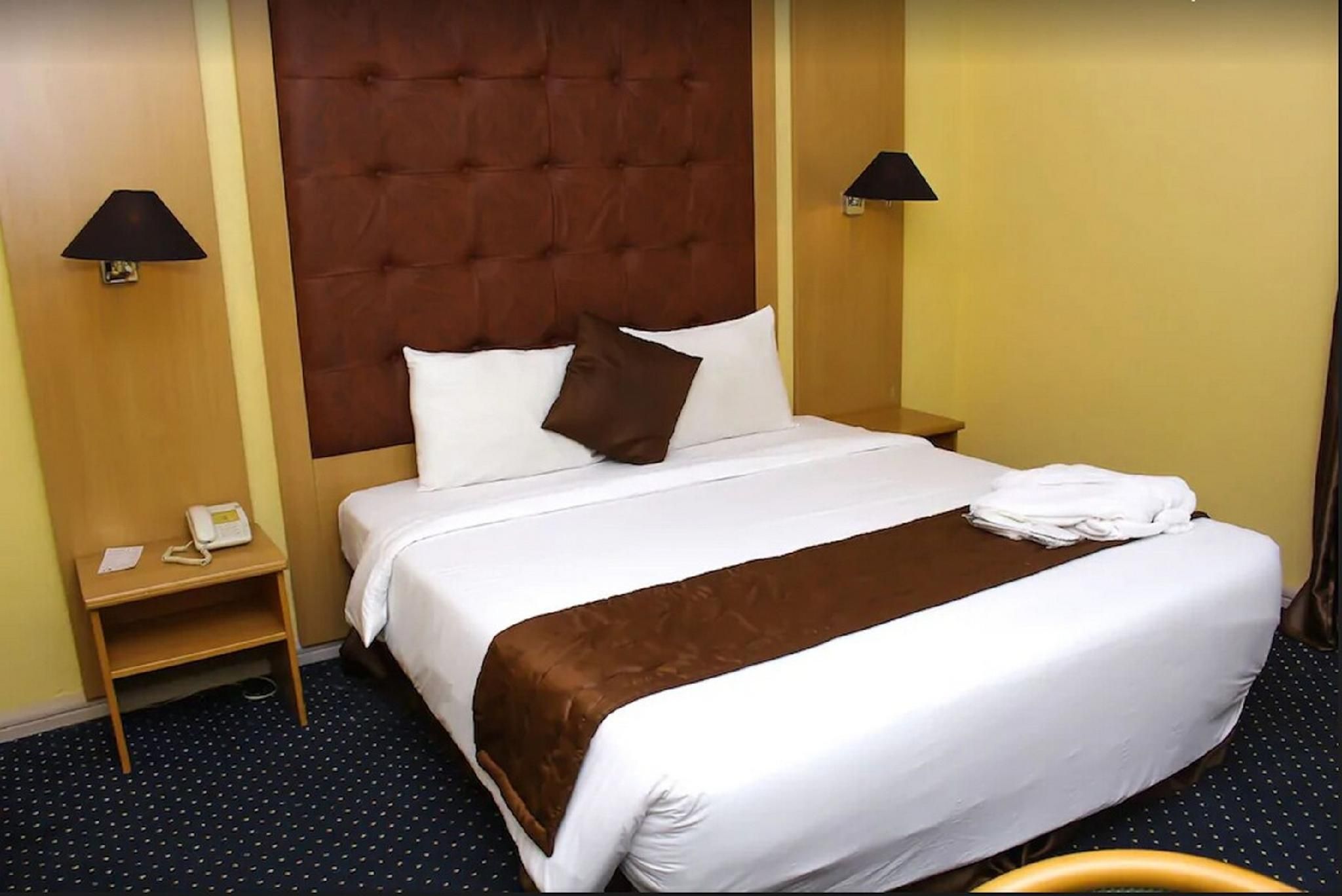 Executive Suite