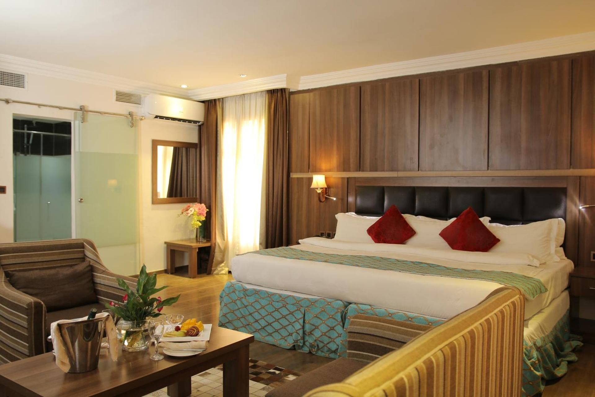 Executive Room