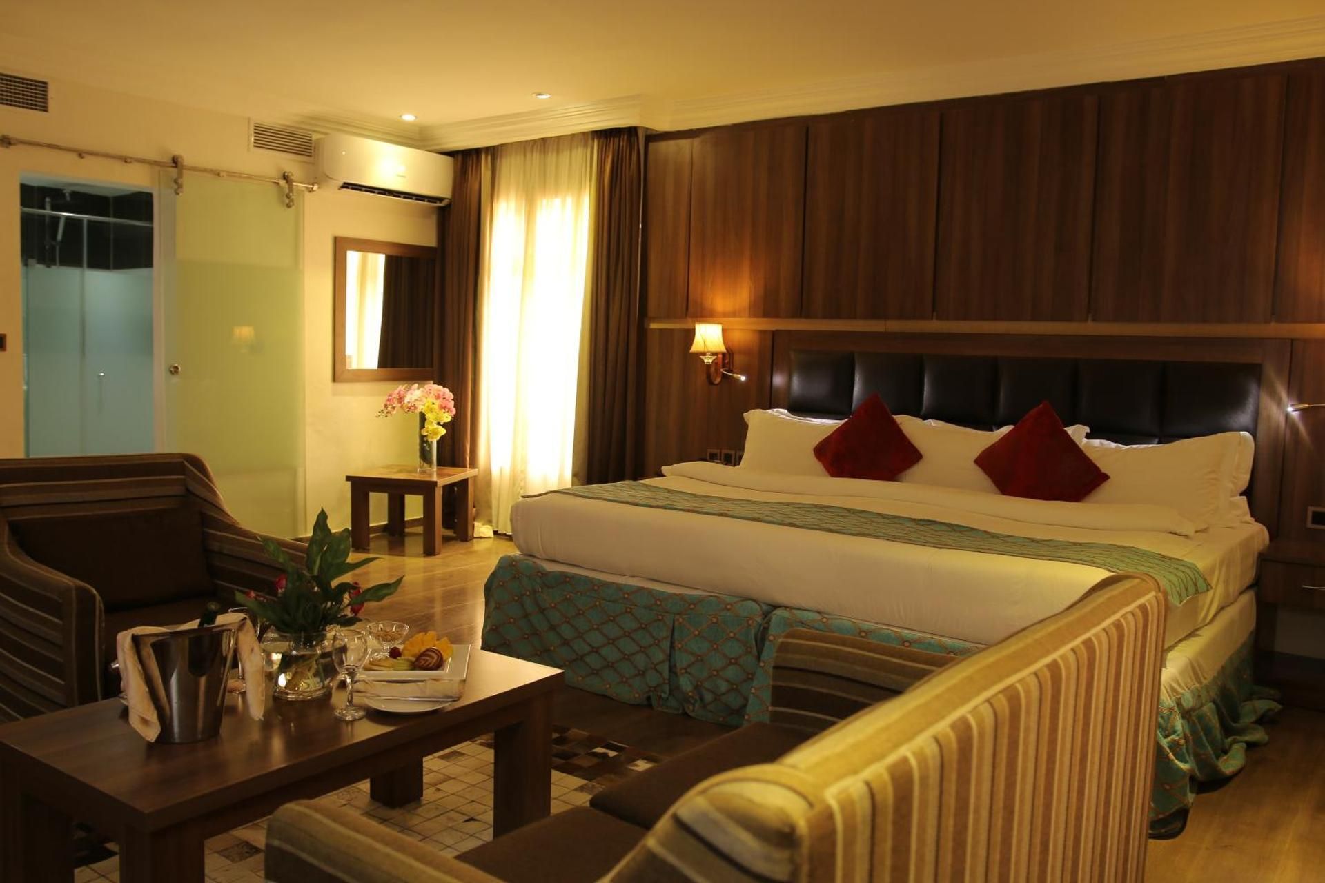 Executive Room