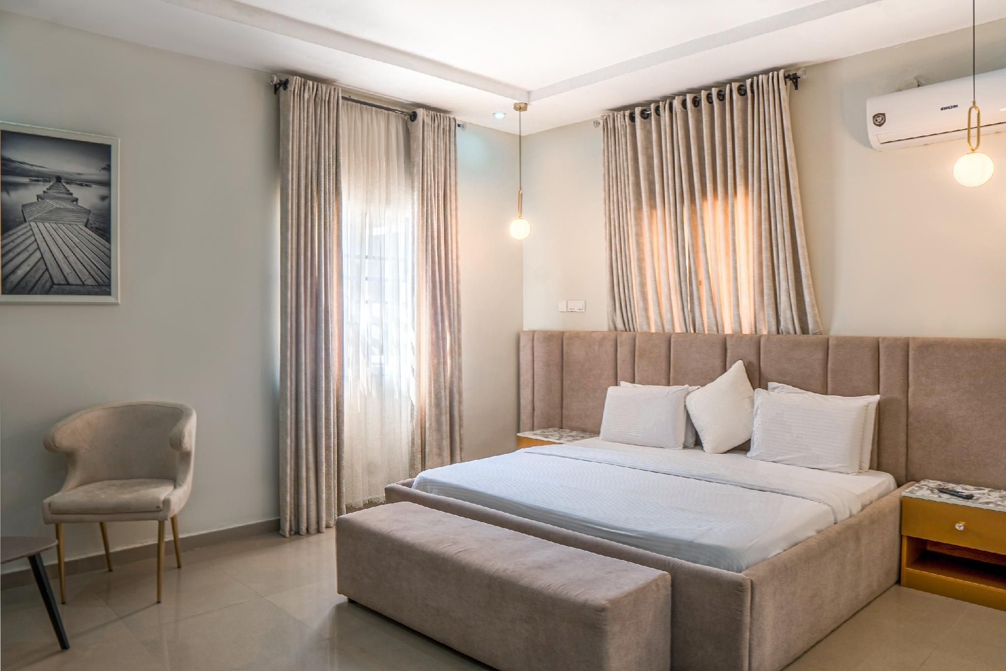 3 Bed Apartment