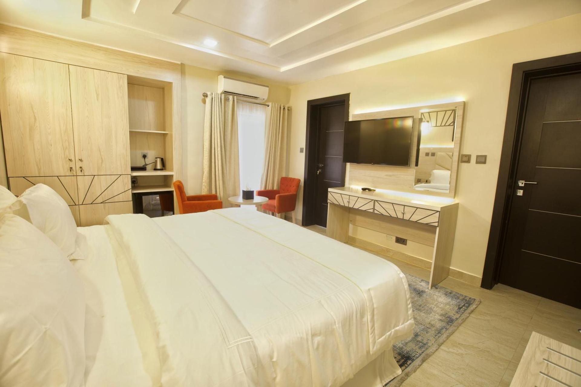 Super Executive Room 