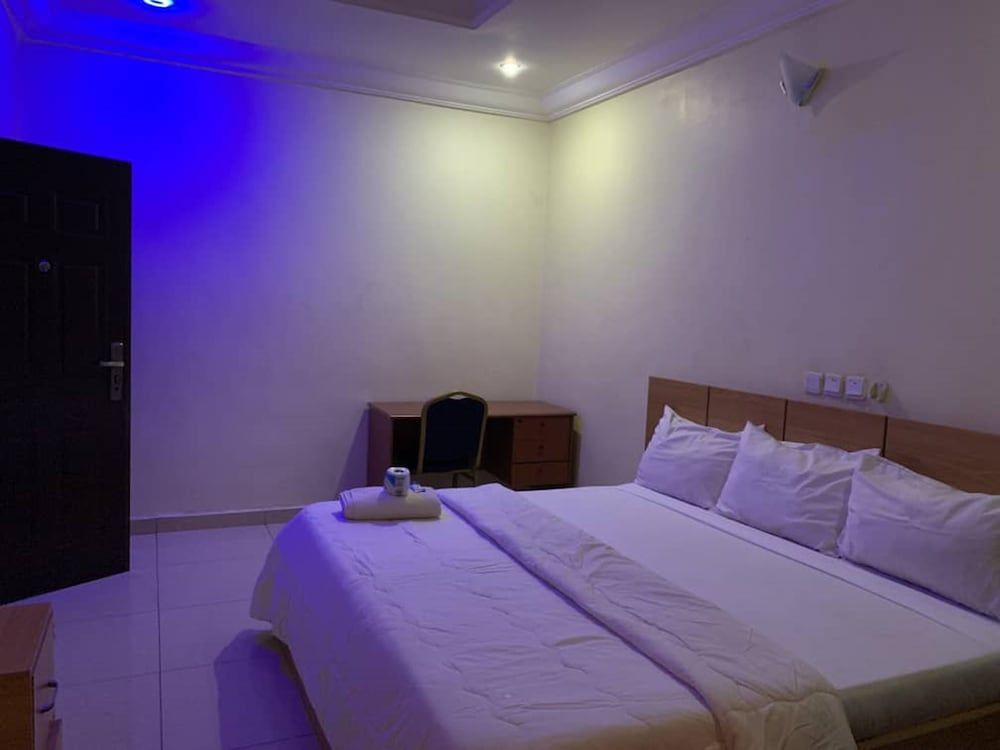 H18 Apartment Executive Apartment 4