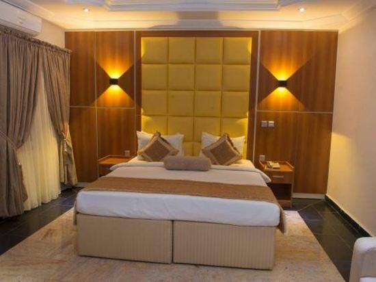 Ambassadorial Suite