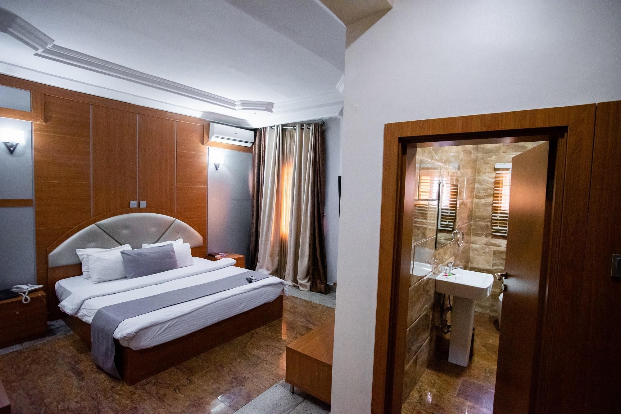 Business Room