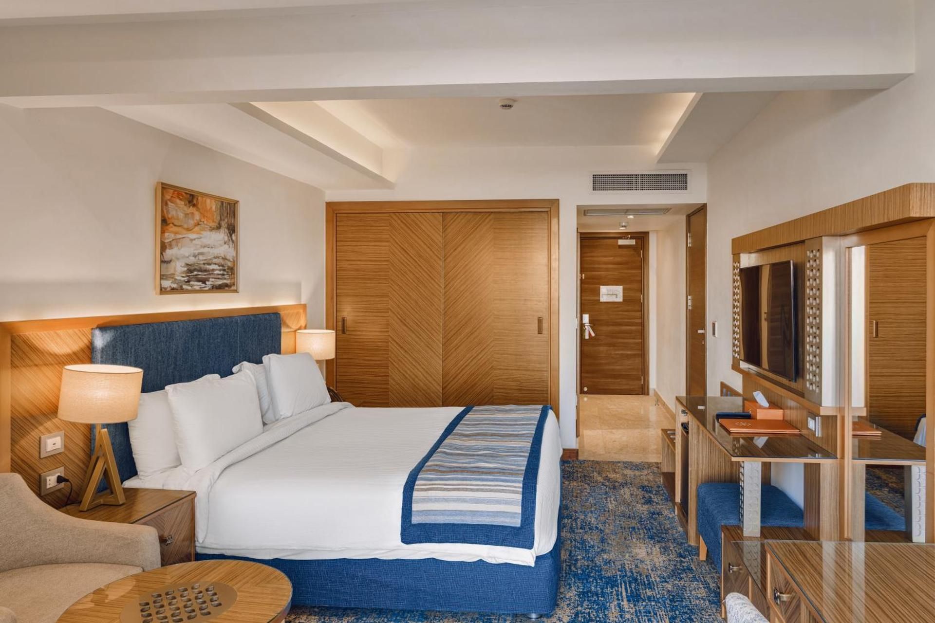 Double or Twin Room with Pool View