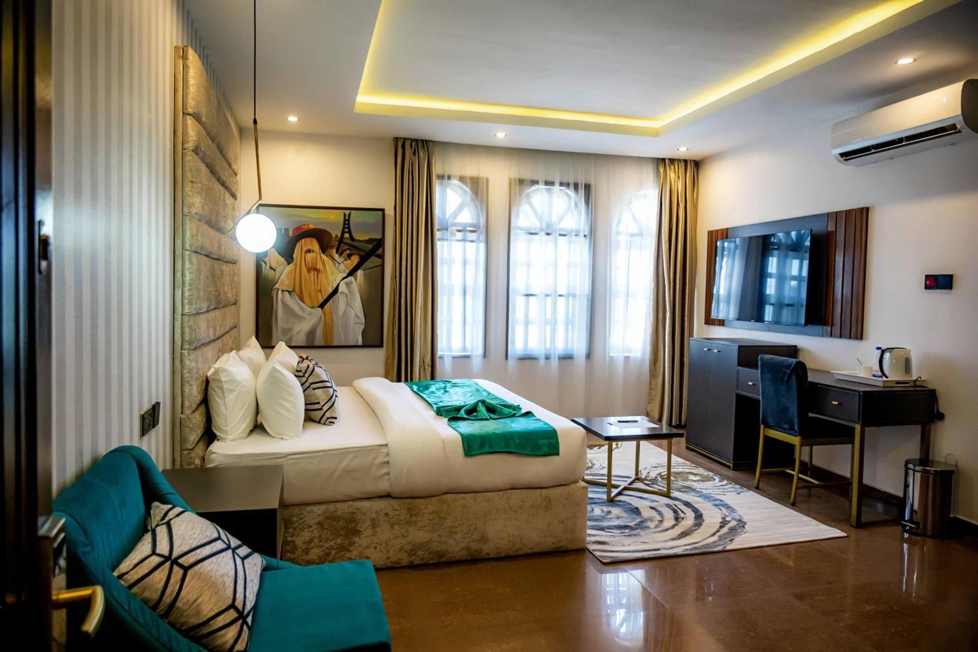 Junior Suite