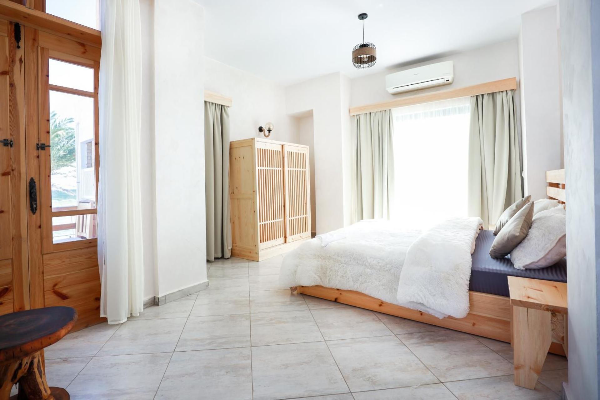 Deluxe Suite with Sea View