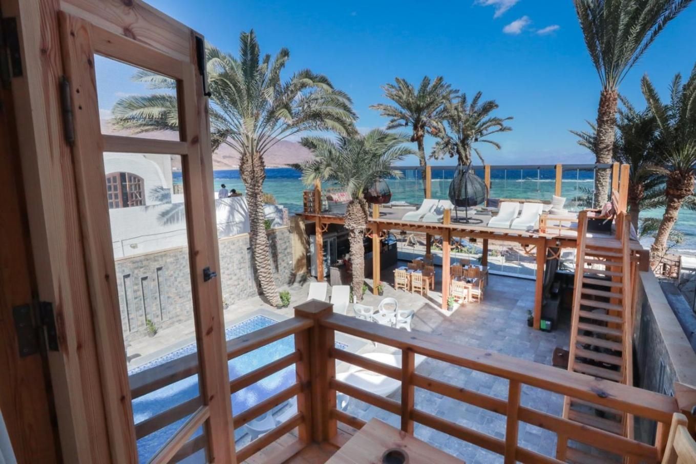 Deluxe Suite with Sea View
