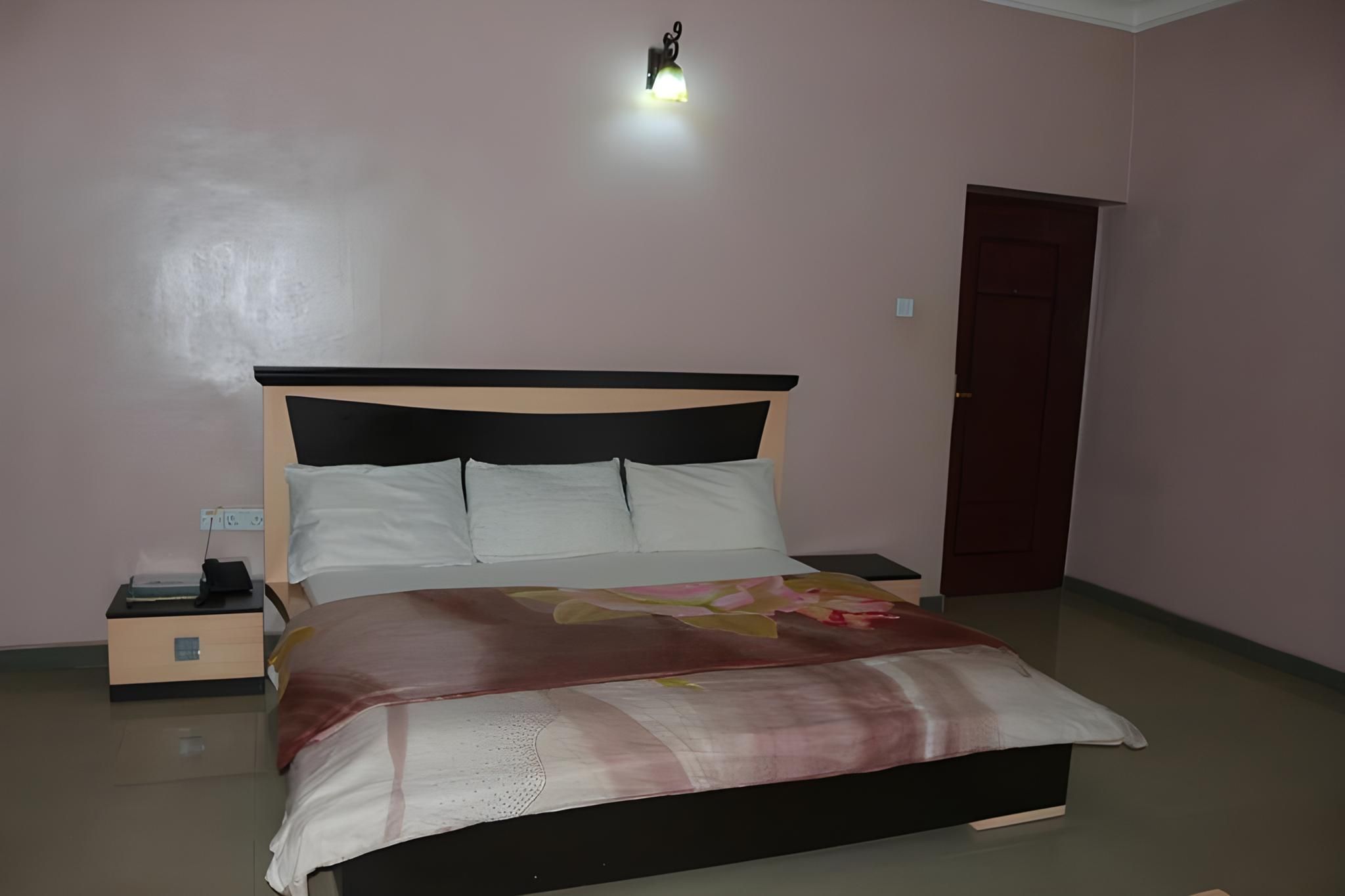 Diplomatic Executive