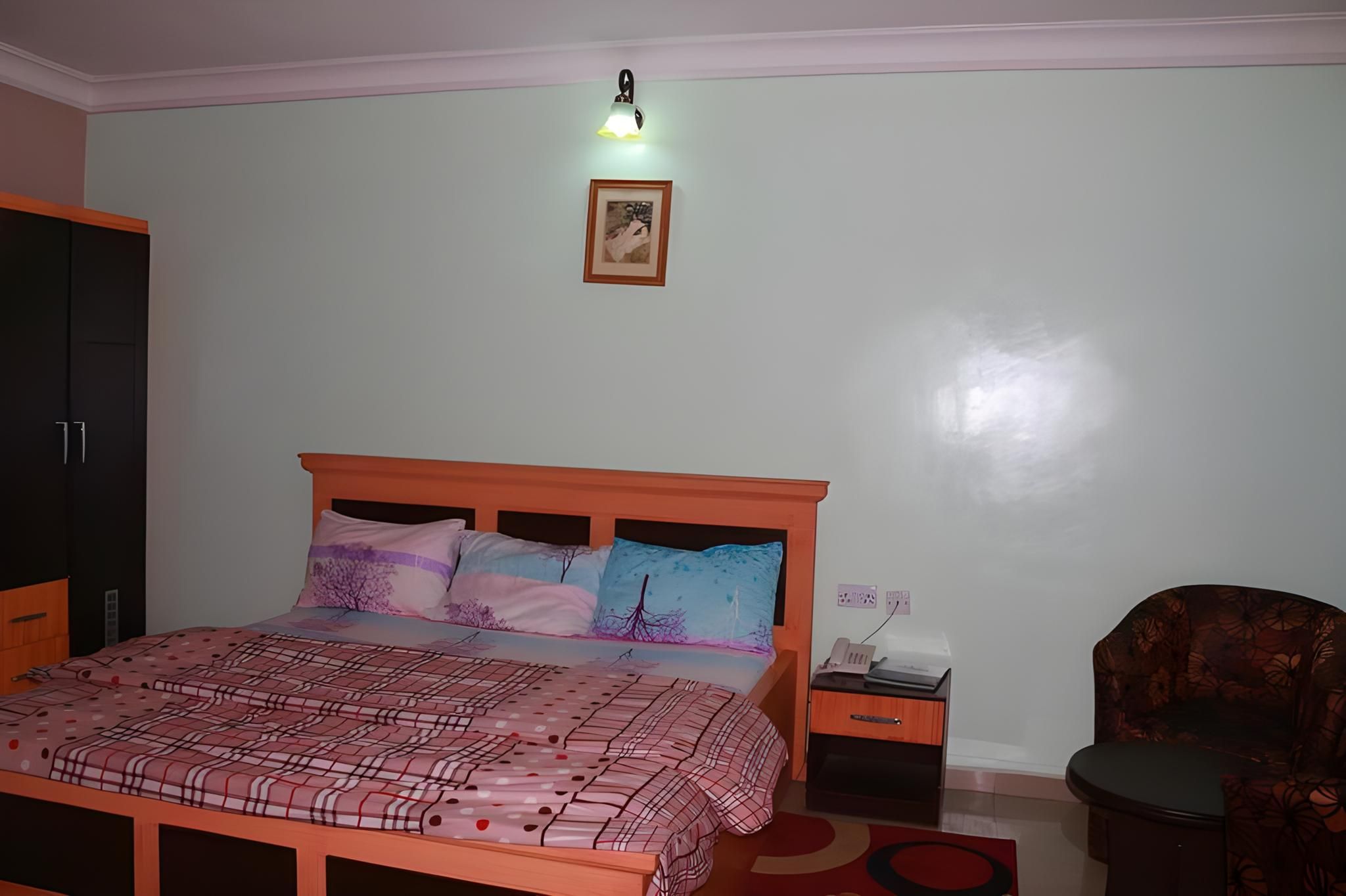 K'Orbit Galaxy Hotel Standard Room 3