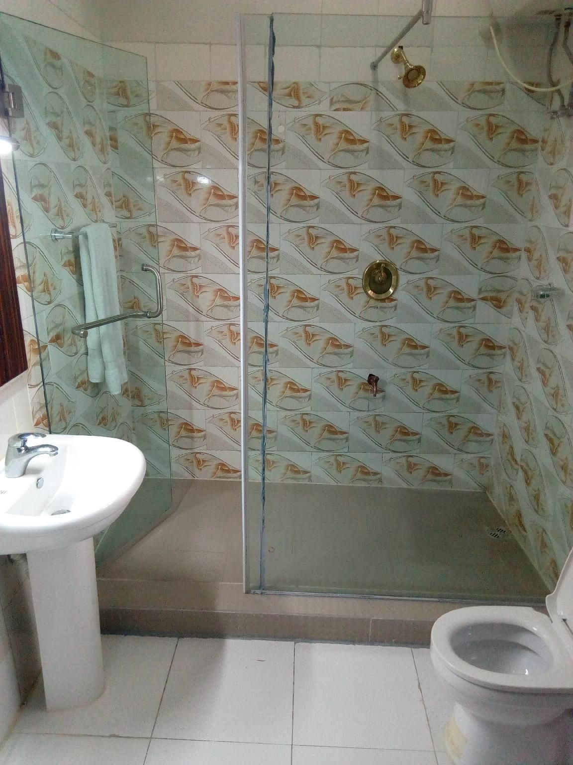 Ambruz Royale Room