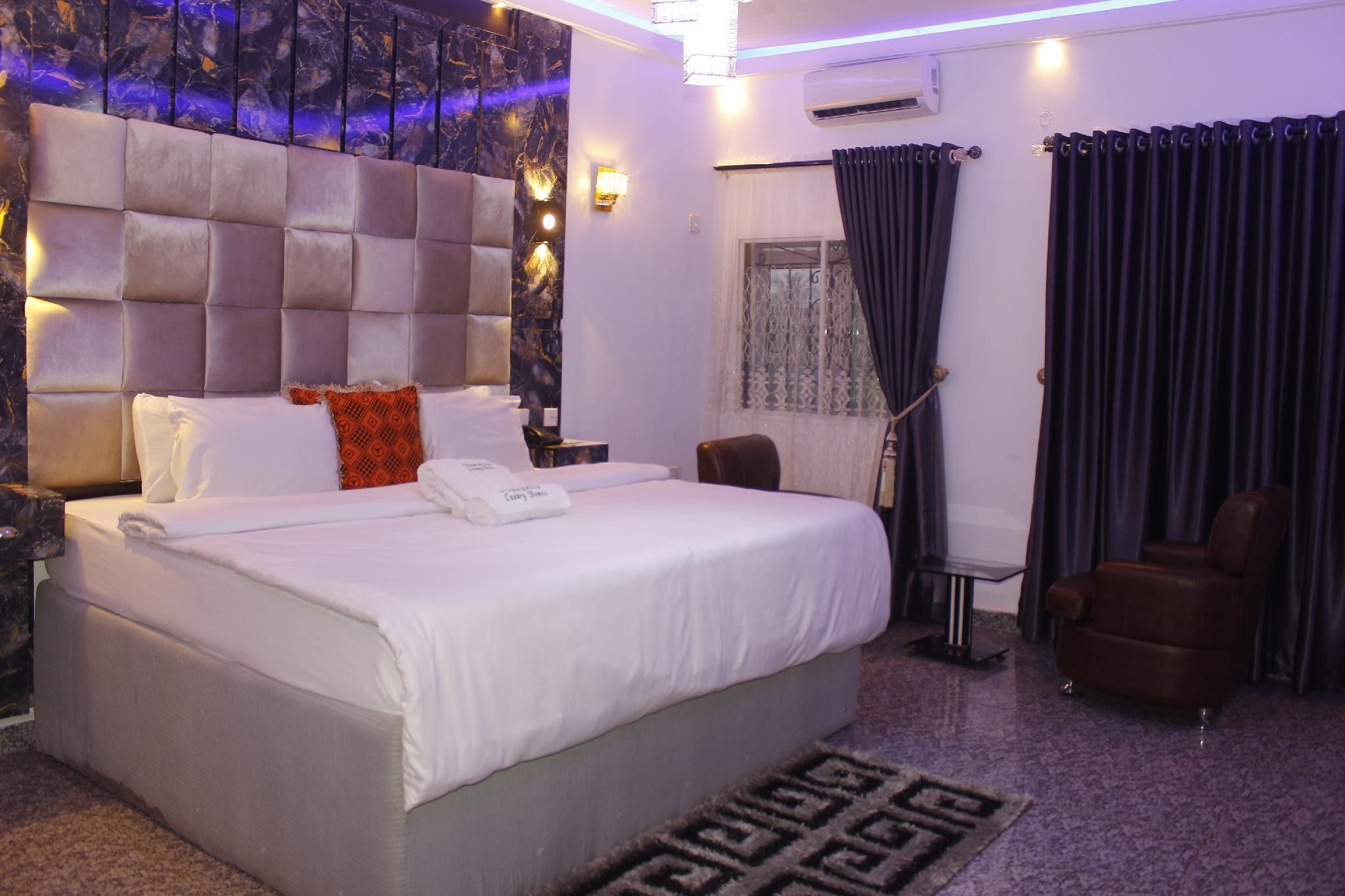 Premium King Room - Non-Smoking