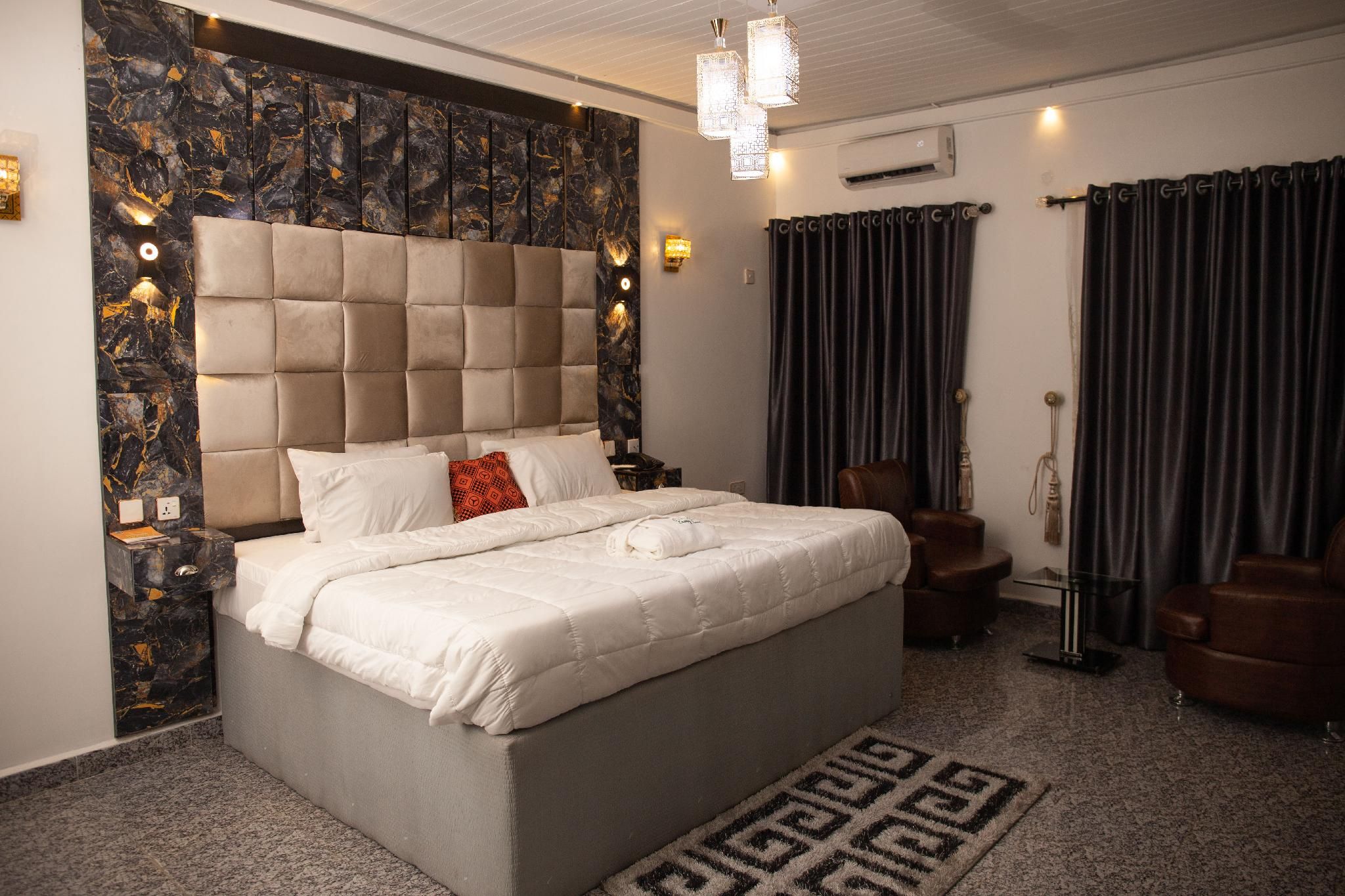 Premium King Room - Non-Smoking