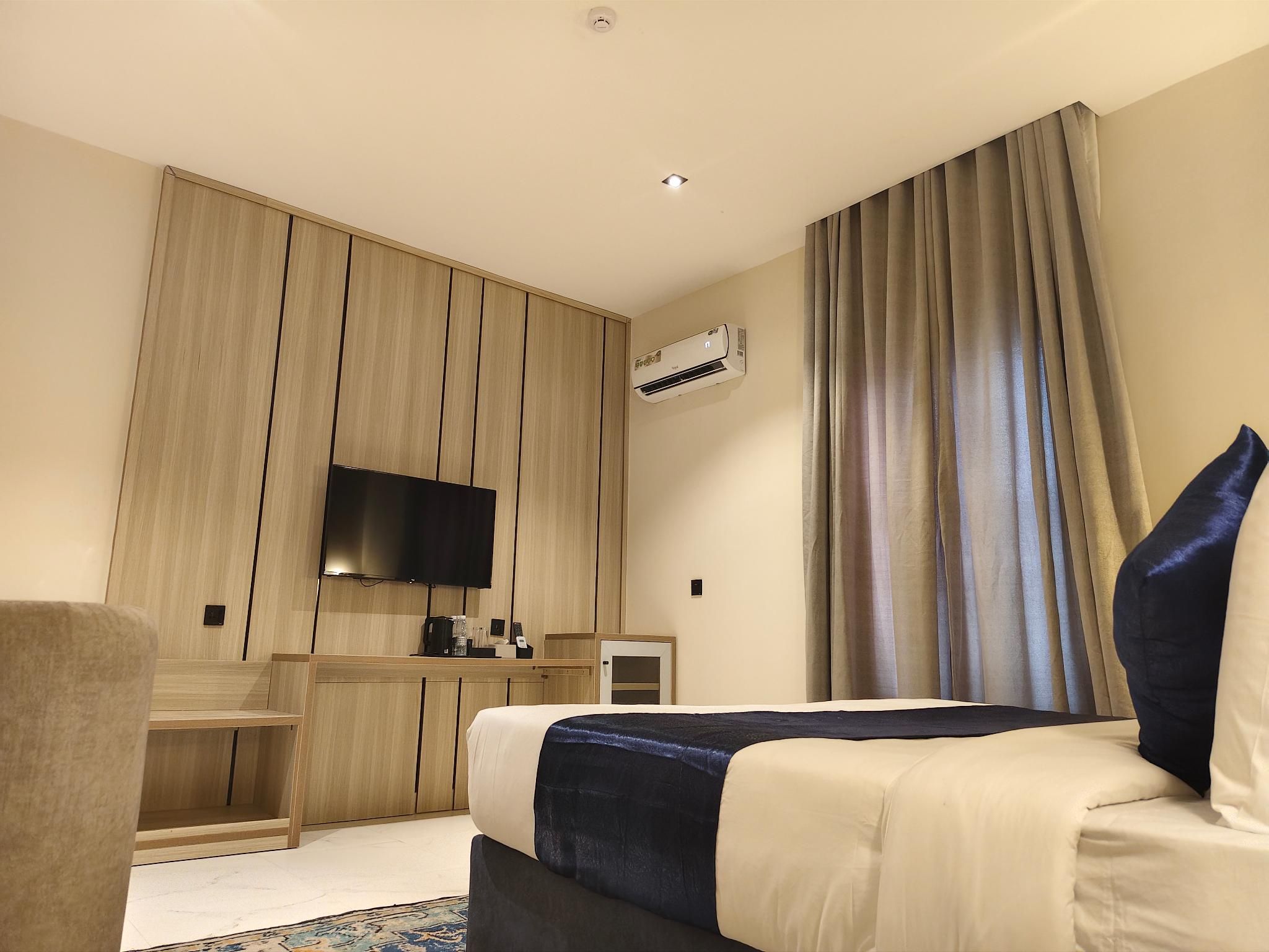 2 Bedroom Deluxe