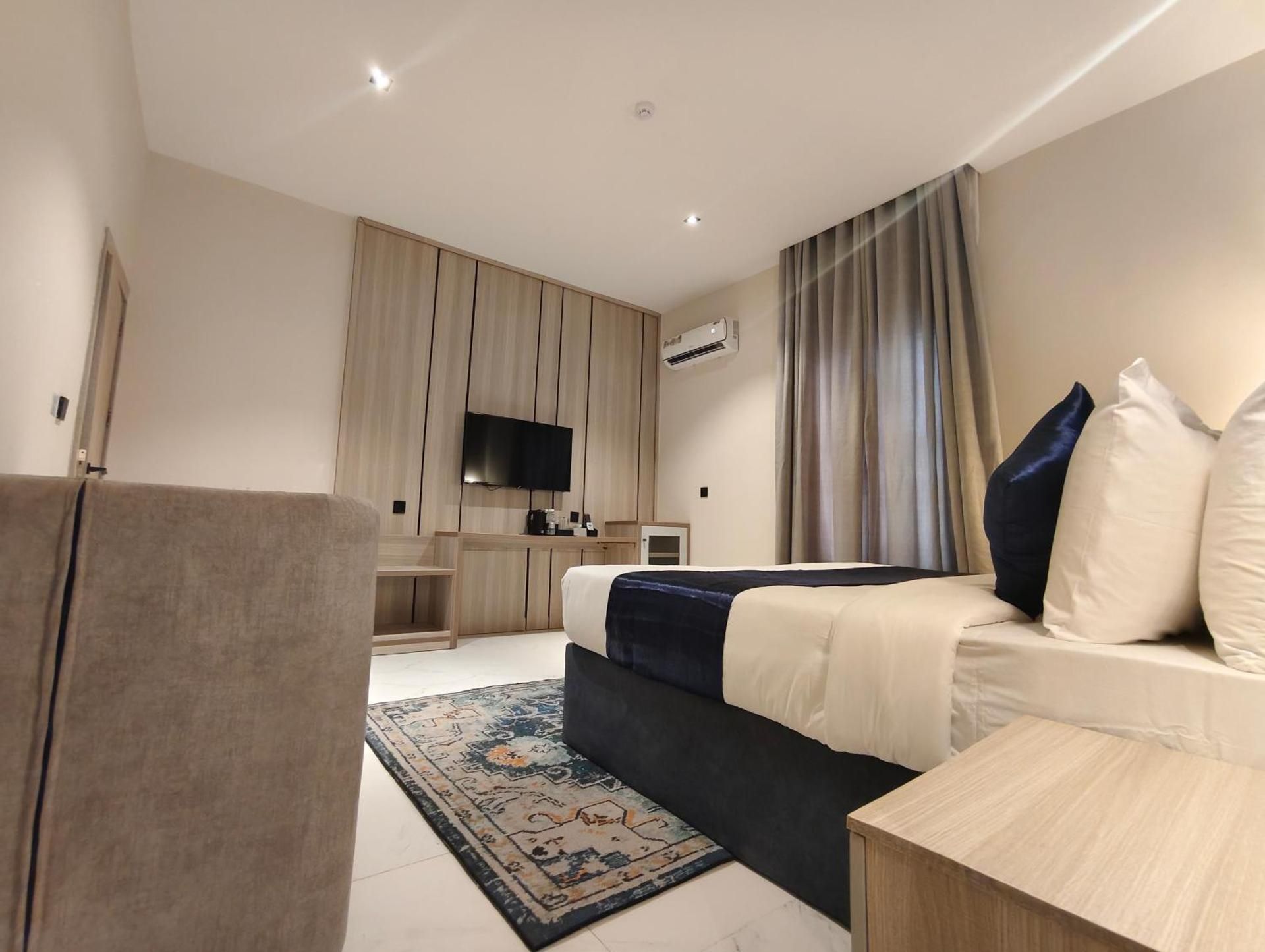 King Suite with Balcony