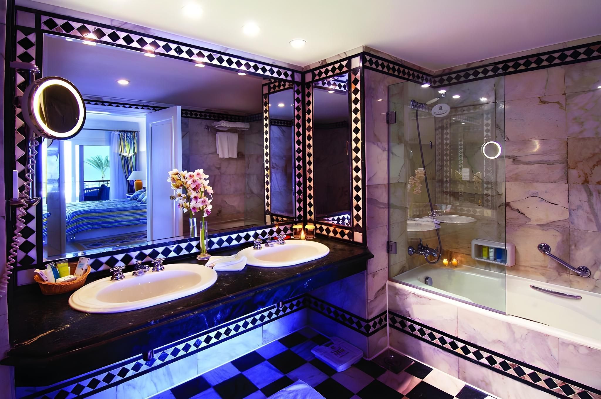 Royal Suite with Private Pool