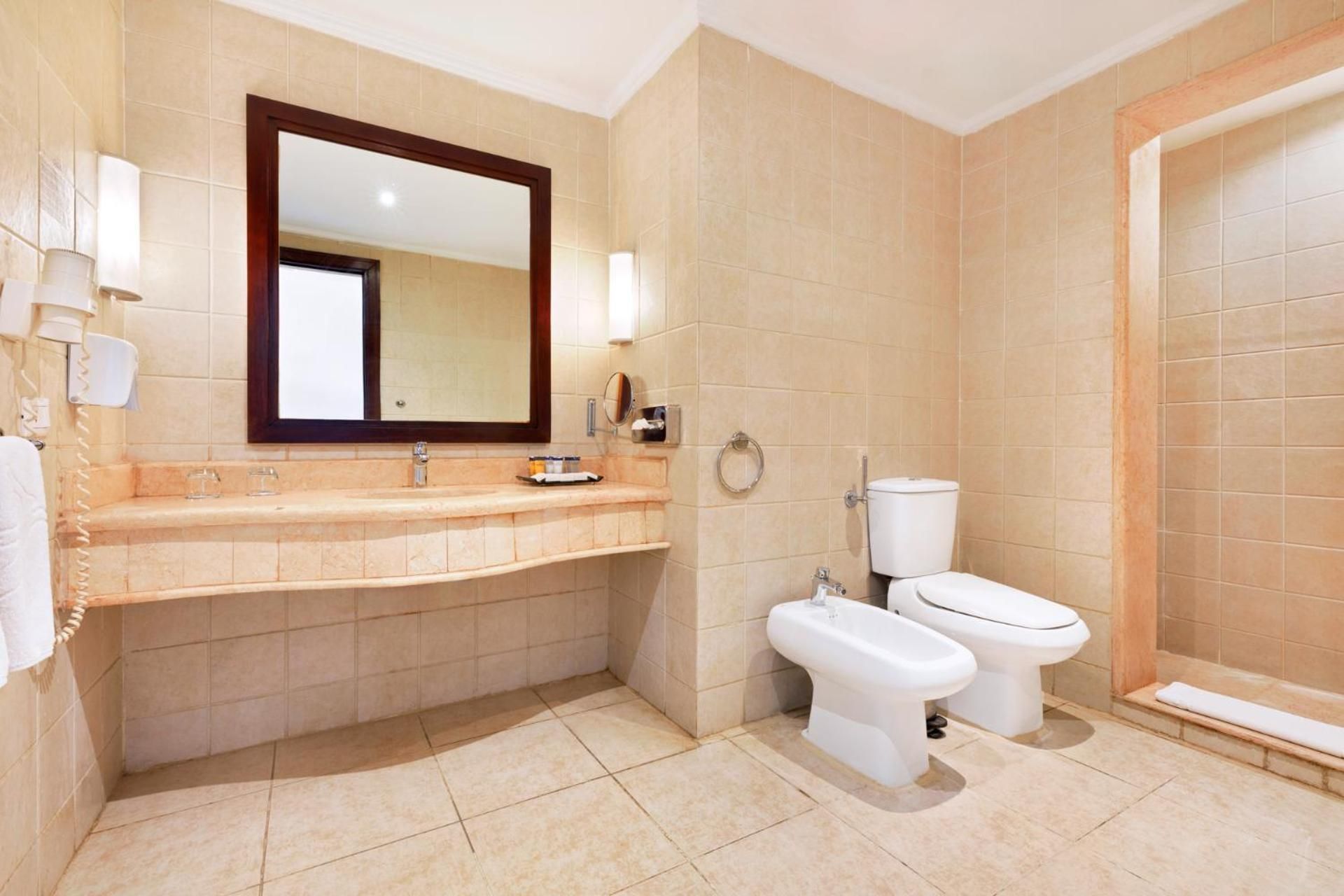 Neverland Package Room