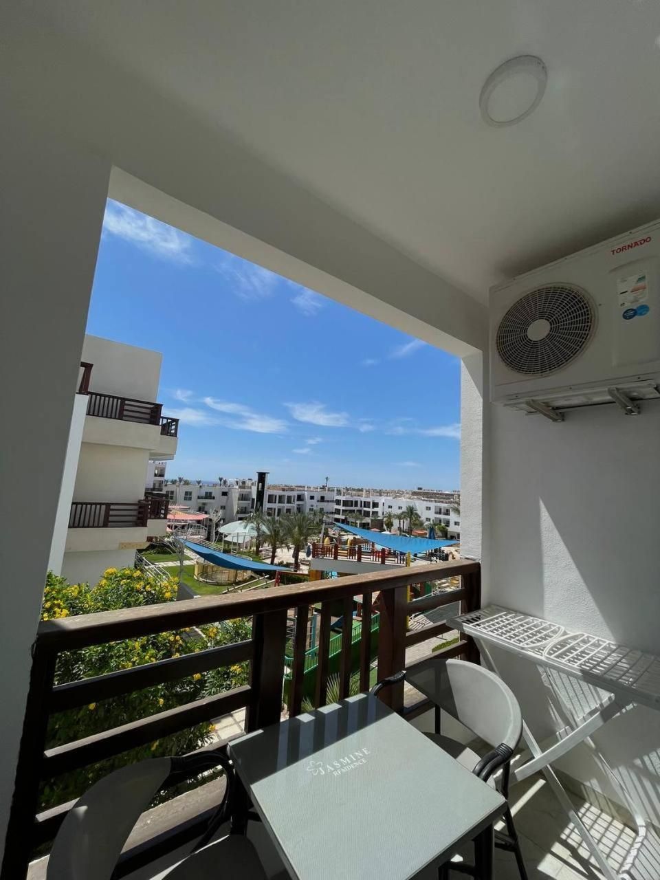 Double Room with Pool View