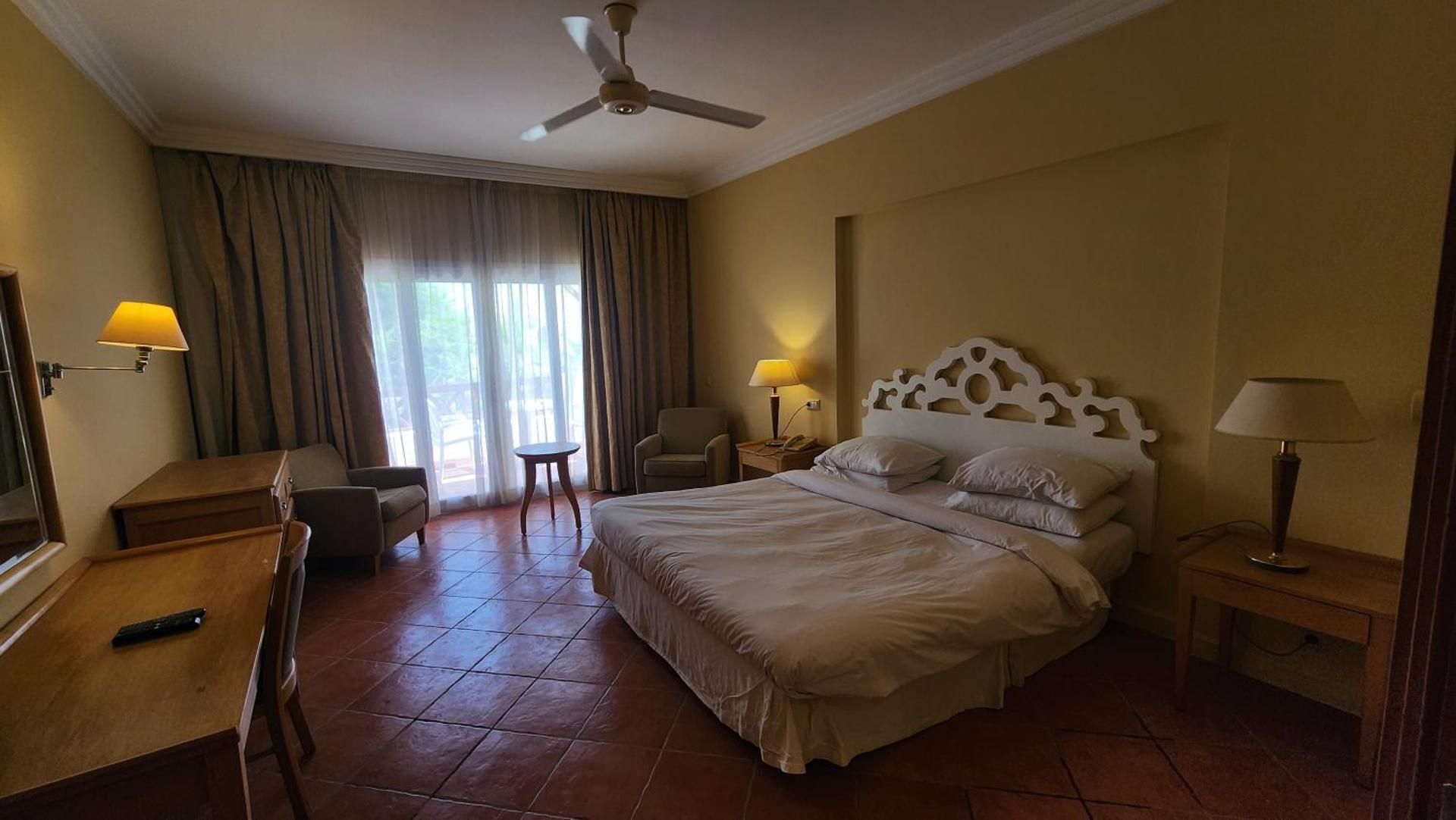 Suite with Garden View