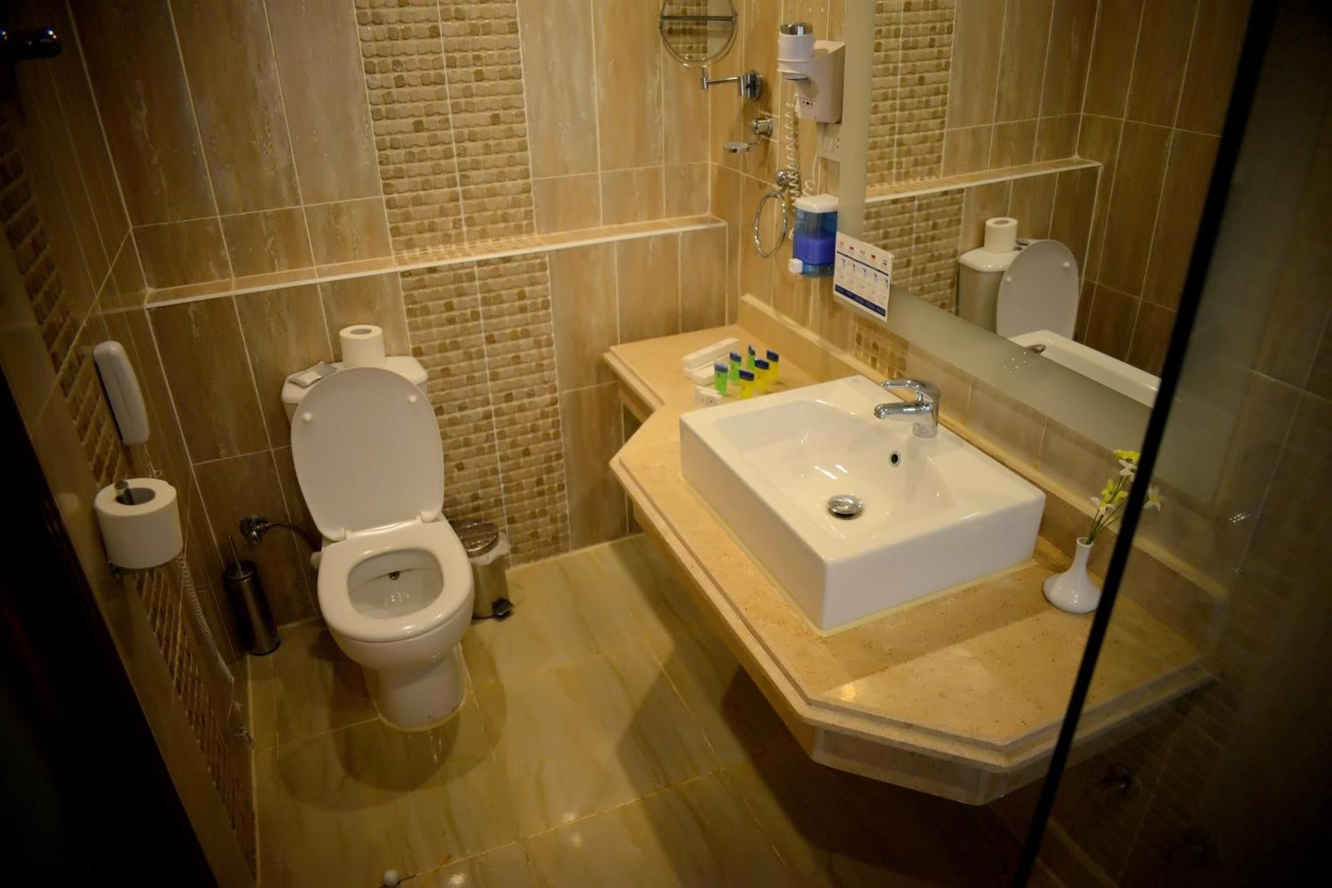 Double or Twin Room with Sea View -Egyptians and Residens Only