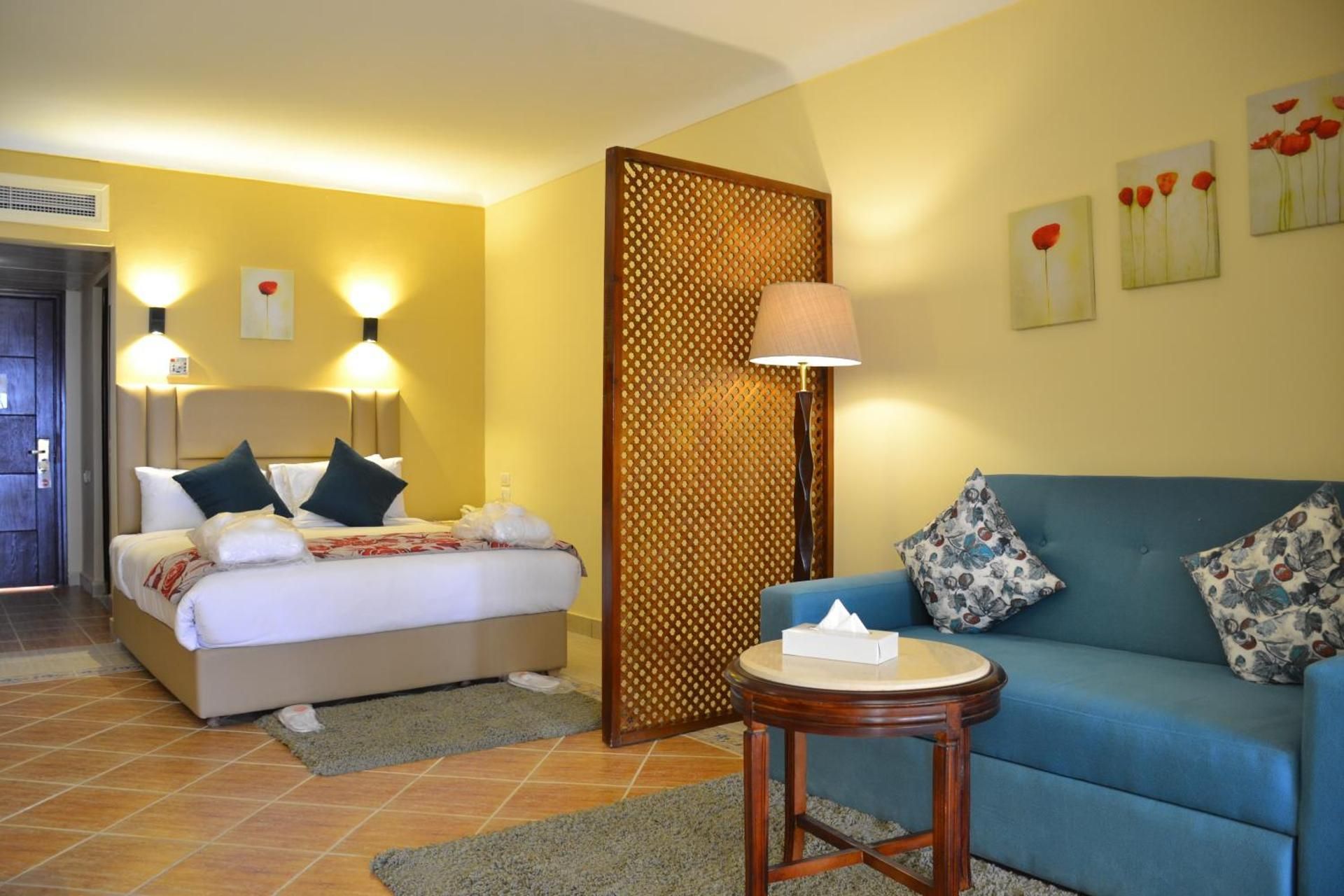 Deluxe Double Room with Balcony and Sea View