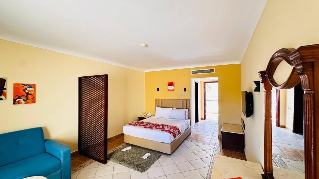 Superior Double or Twin Room with Sea View