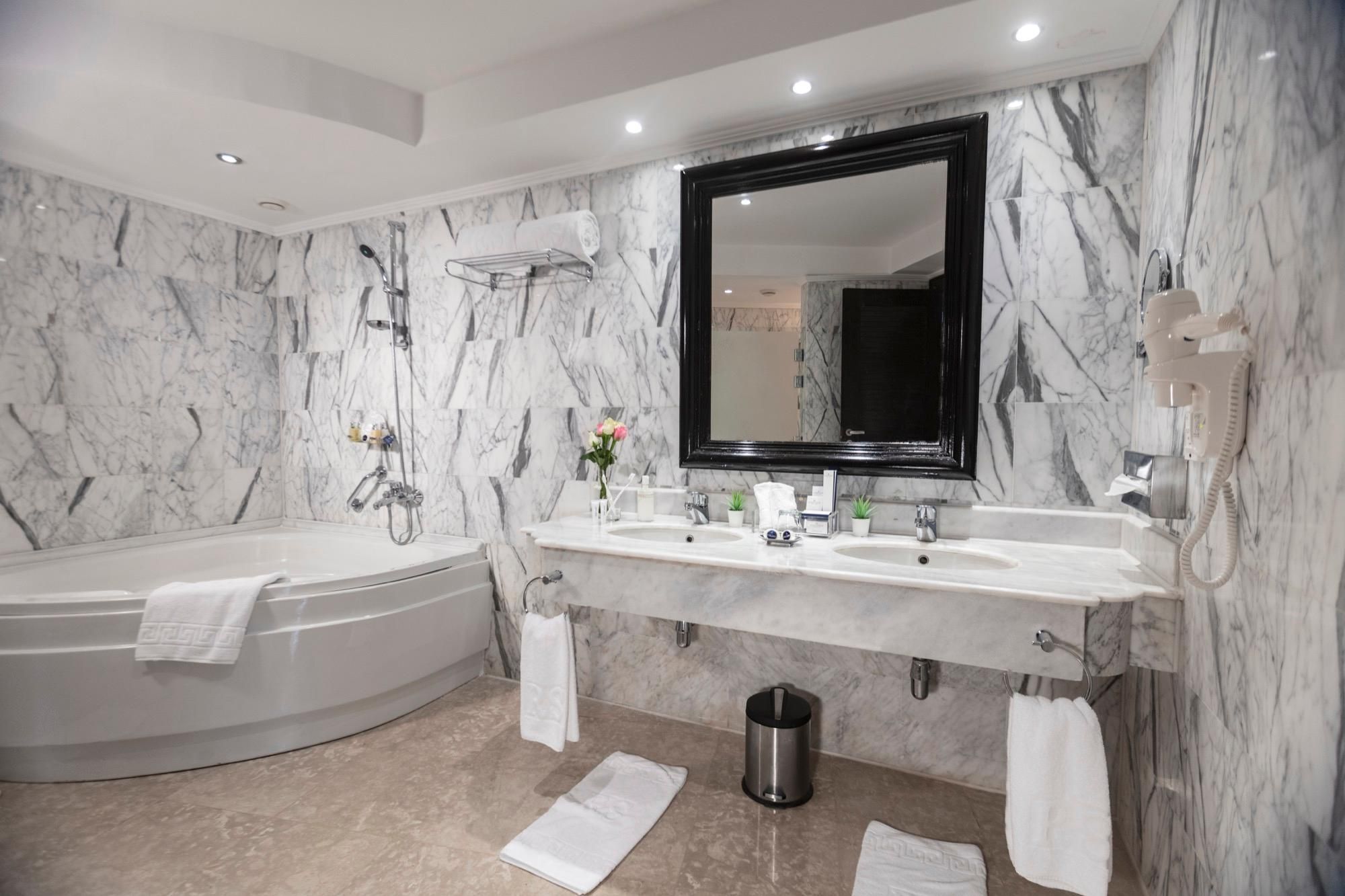 Royal Savoy Suite with Lounge Access (Adults Only)