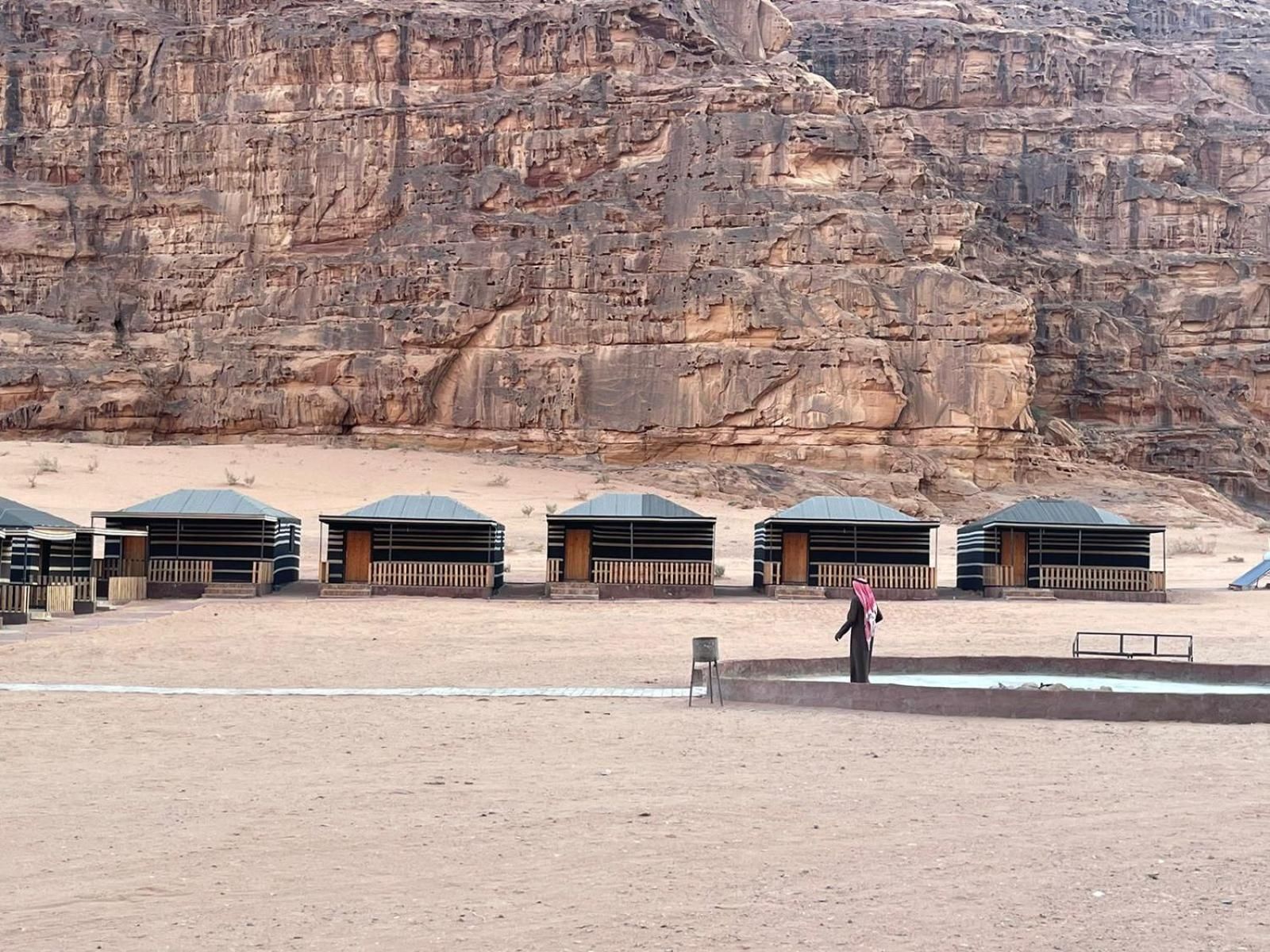 مخيم النجوم