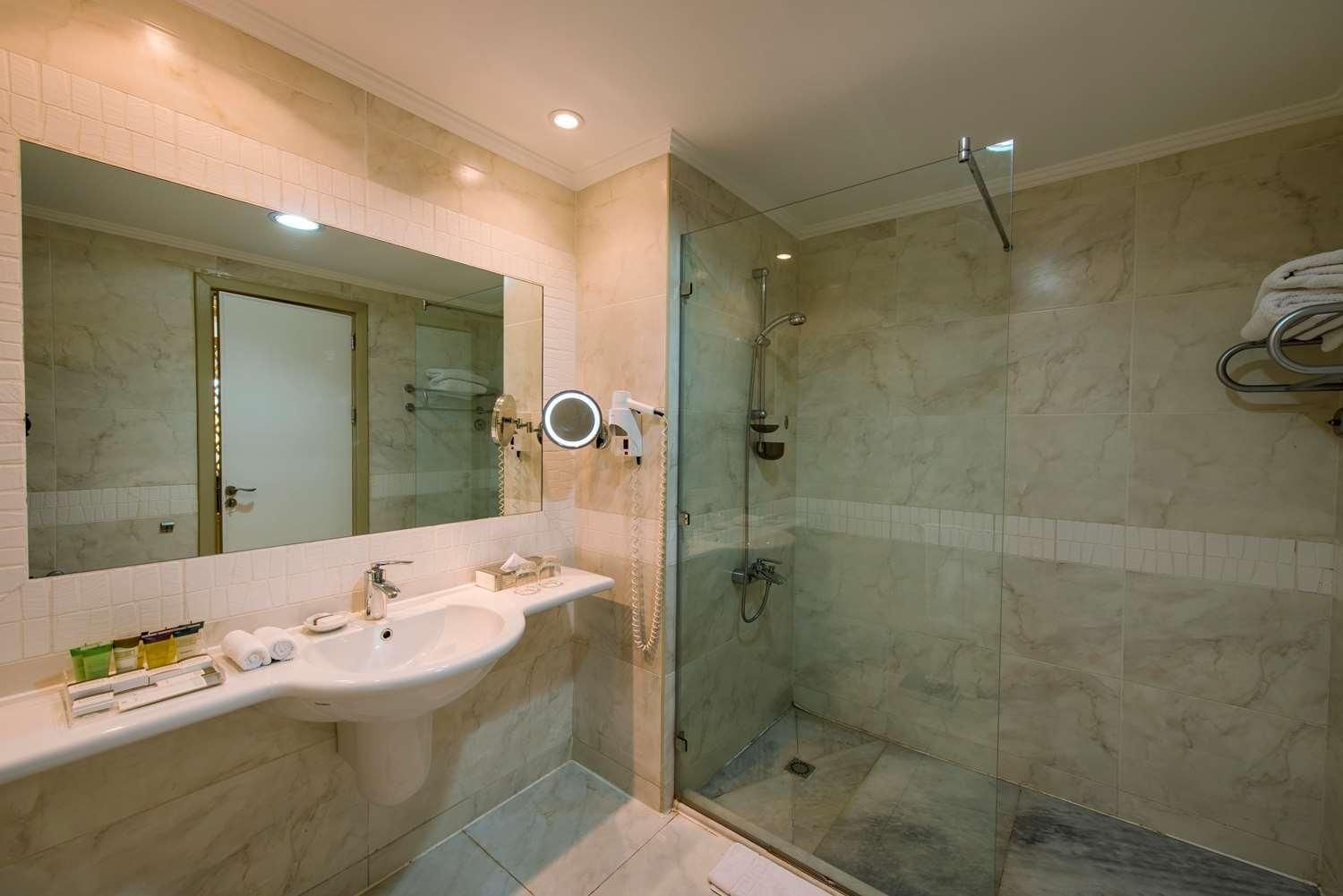 Concorde El Salam Sharm El Shiekh Standard Room Front Area Pool View 3