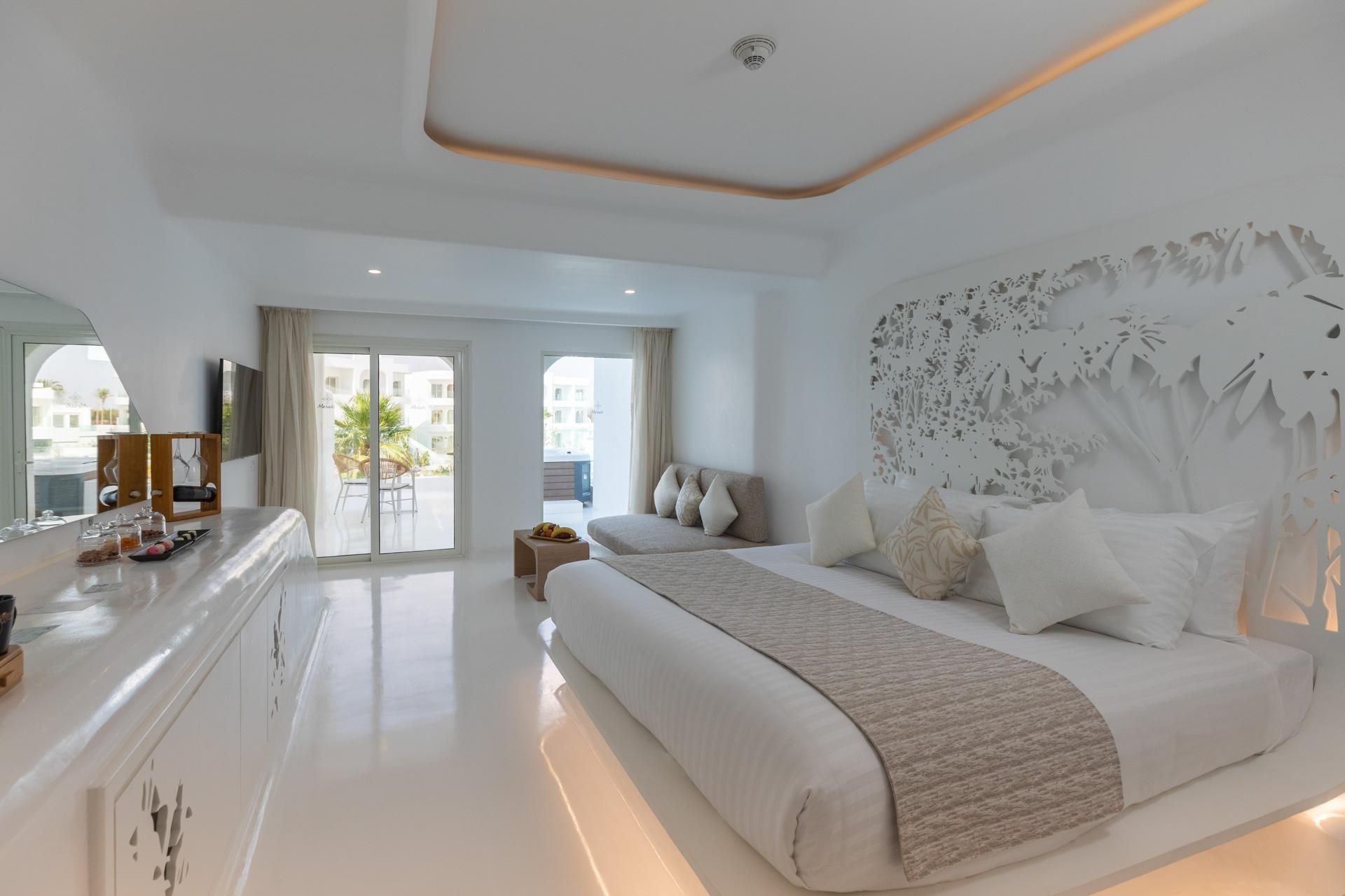 Gypster Jacuzzi Room