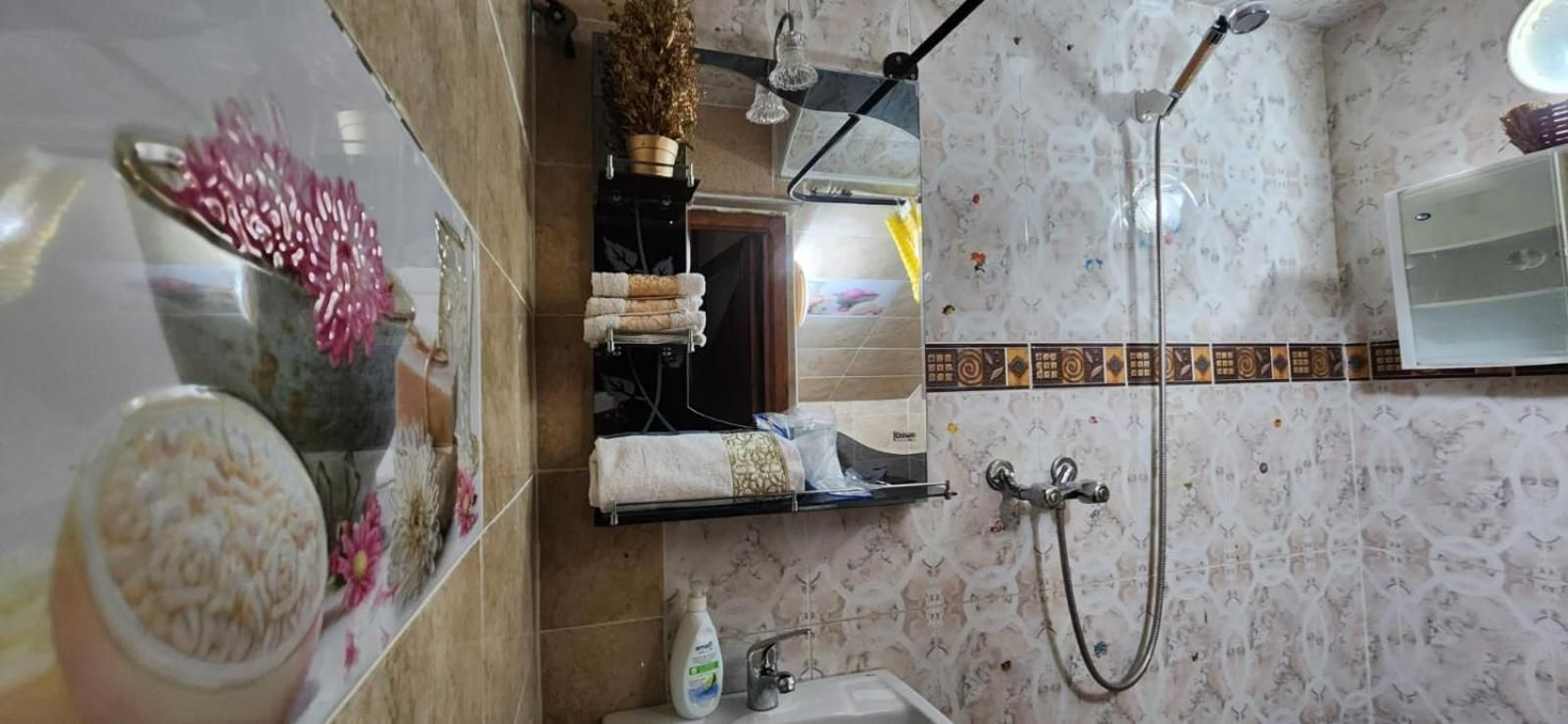 One-Bedroom Apartment - Non-Smoking