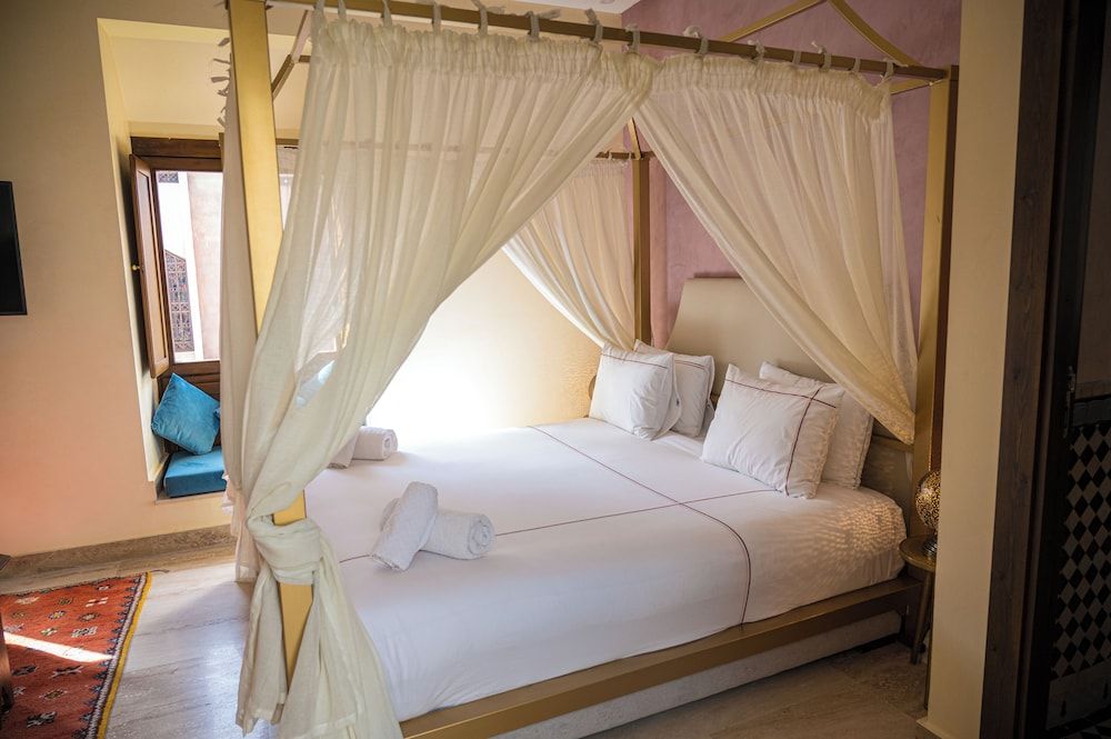 Riad Tonaroz Luxury Suite, Courtyard View 2