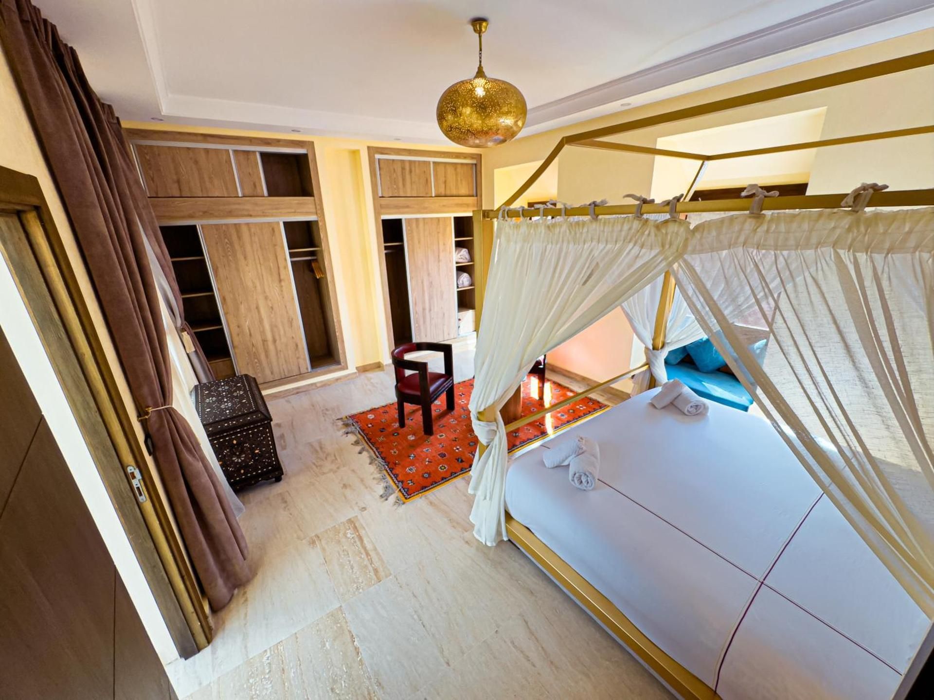 Riad Tonaroz Deluxe King Suite 2