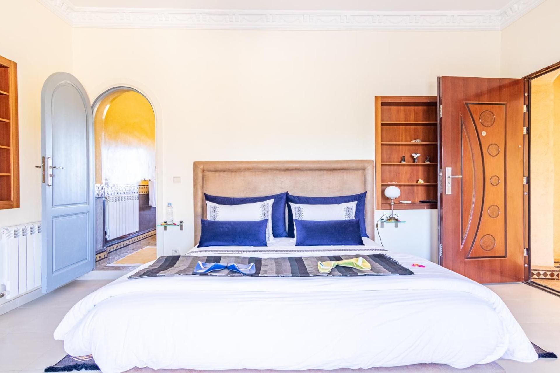 Deluxe Suite with Spa Bath