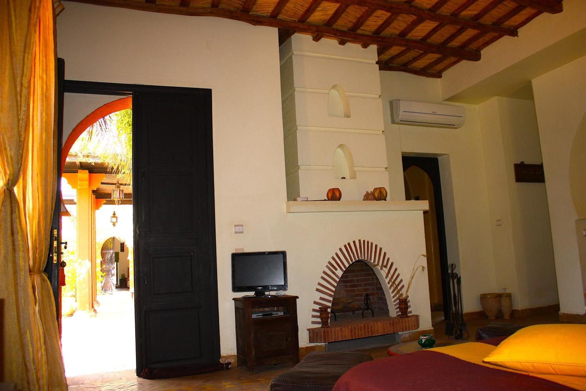 African Suite (03 Adults)