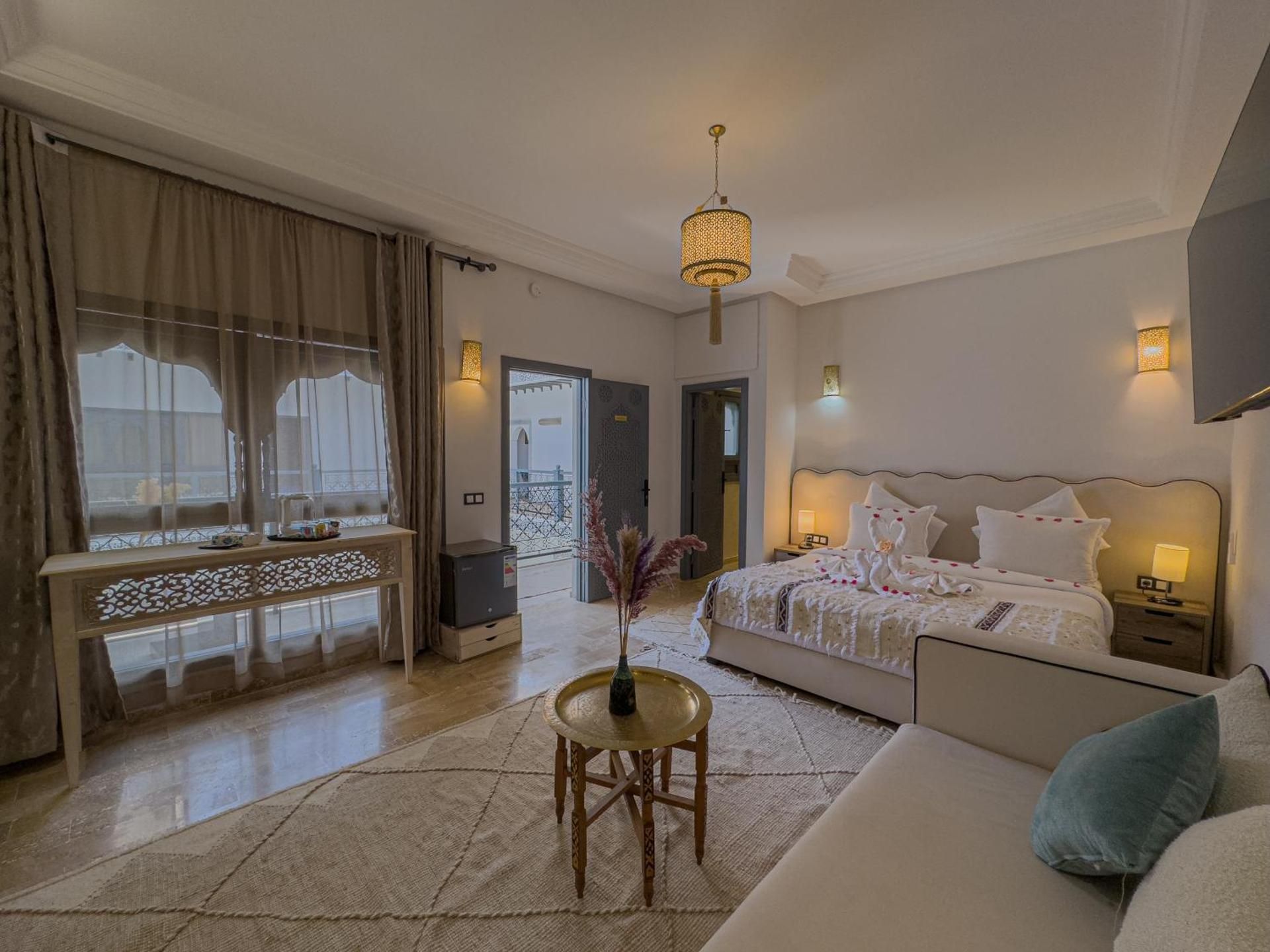 Riad Tonaroz Gold Deluxe King Room